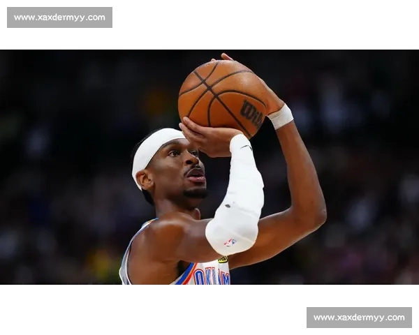 美国球迷神还原亚历山大：每招都像本尊复制